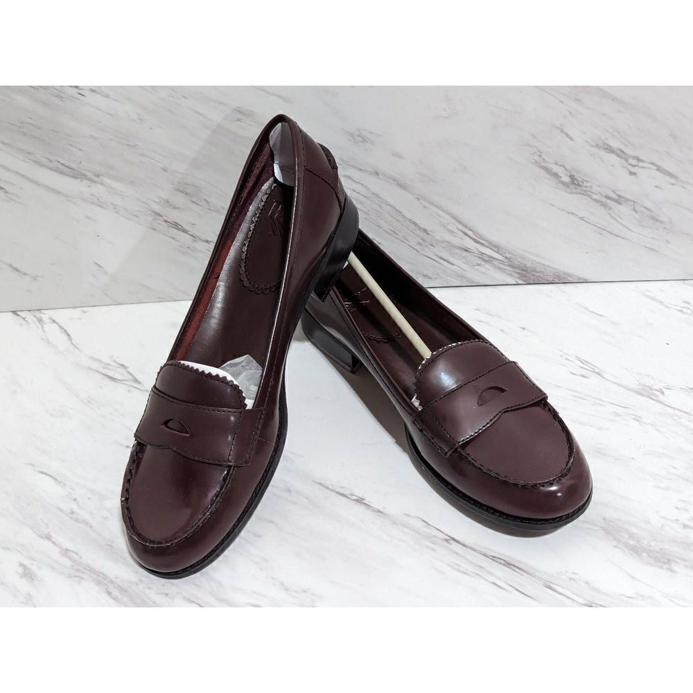 White Mountain Dark Brown Flats